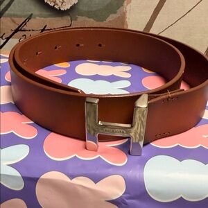 Tommy Hilfiger Brown Leather Belt with Silver H Buckle